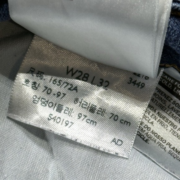 Levi's 721 Jeans Women's Size 28 High Rise Skinny Dark Wash Stretch Denim - Picture 14 of 15